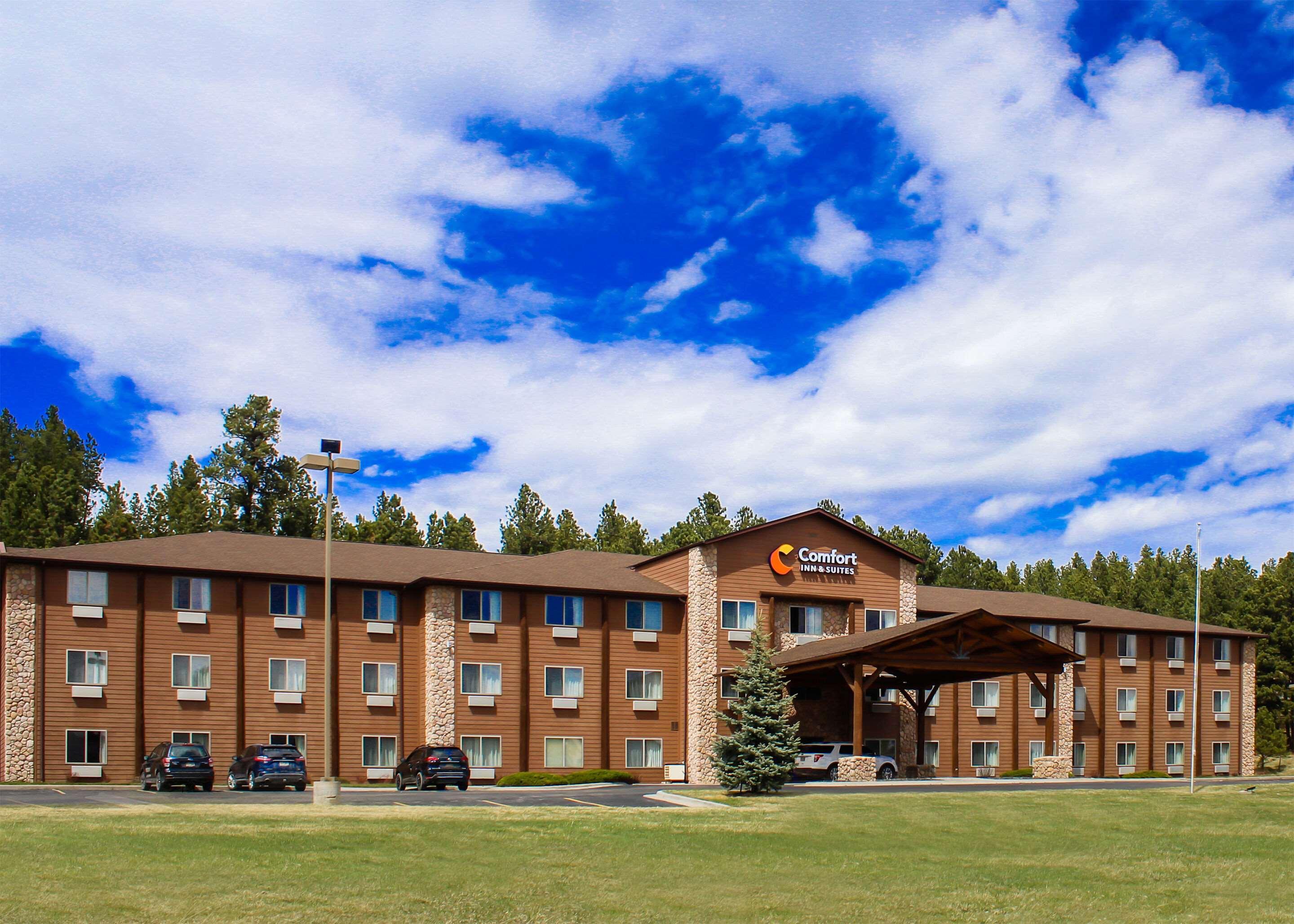 Comfort Inn & Suites Къстър Екстериор снимка